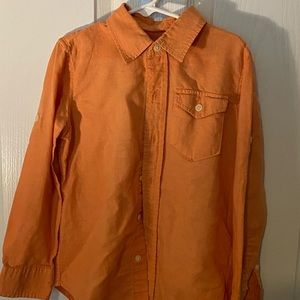 Great gap shirt,more of a salamander color.